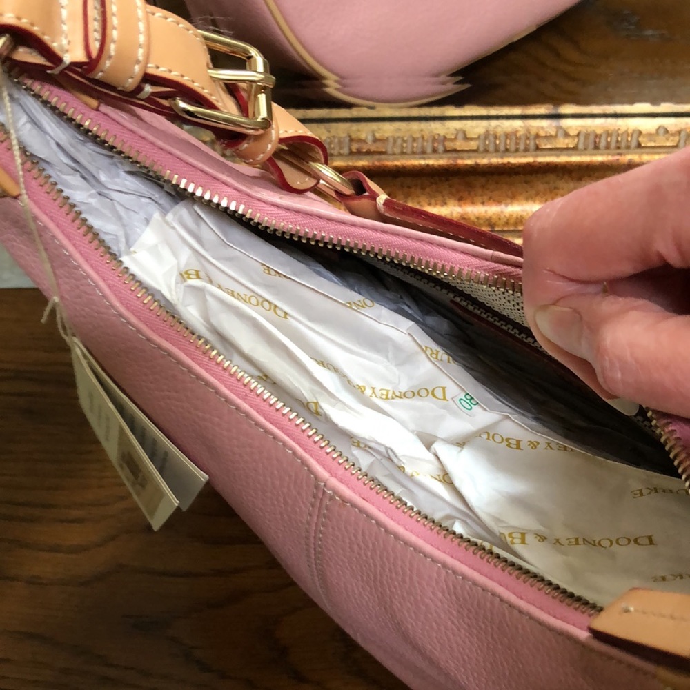NEW Dooney and Bourke Medium Hobo Purse.  Color:Pink. - Picture 6 of 17